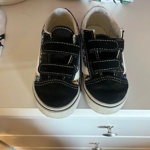 Size 8T floral and black Vans toddler shoes